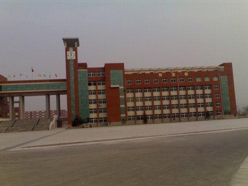 方城一高高三最新爆料,揭秘学霸养成记与备考秘籍  第1张